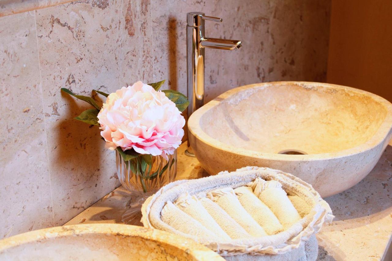 Casa Loretta, Your Luxurious Getaway With Stunning Views Nievole Exterior foto
